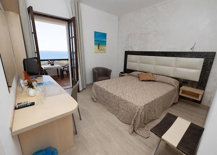 מלון Arenas Joppolo